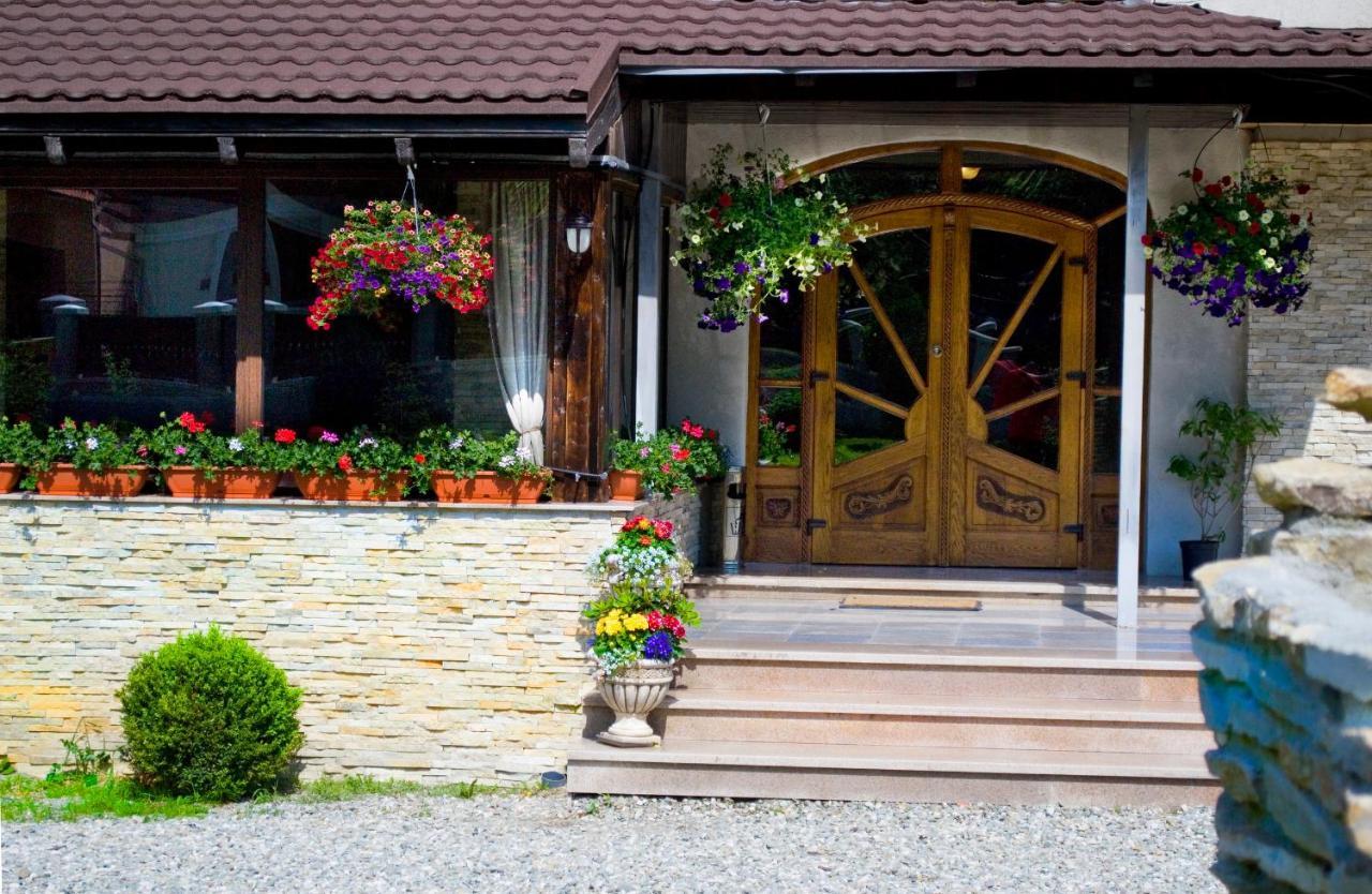 Hanul Simon Pensiune & Restaurant Bran (Brasov) Exterior photo