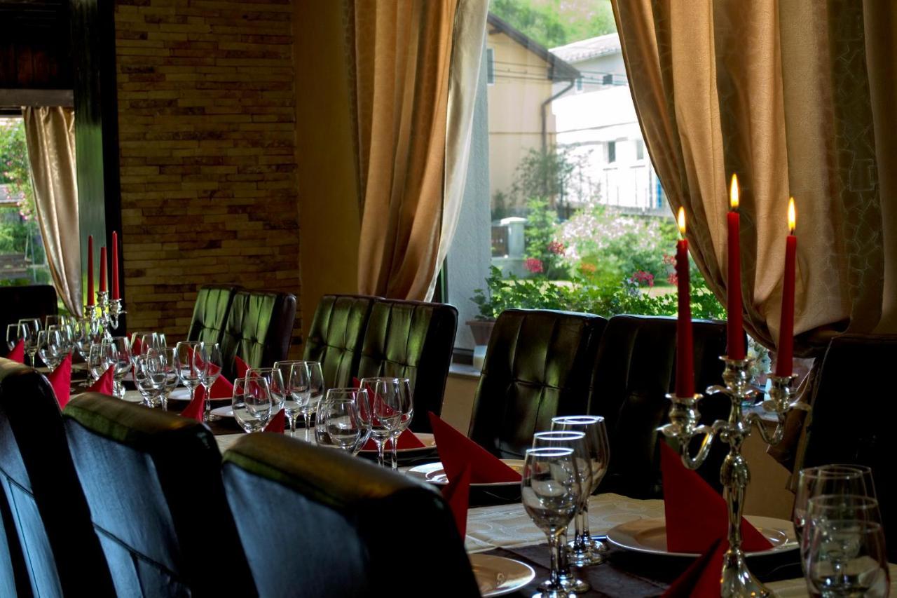 Hanul Simon Pensiune & Restaurant Bran (Brasov) Exterior photo