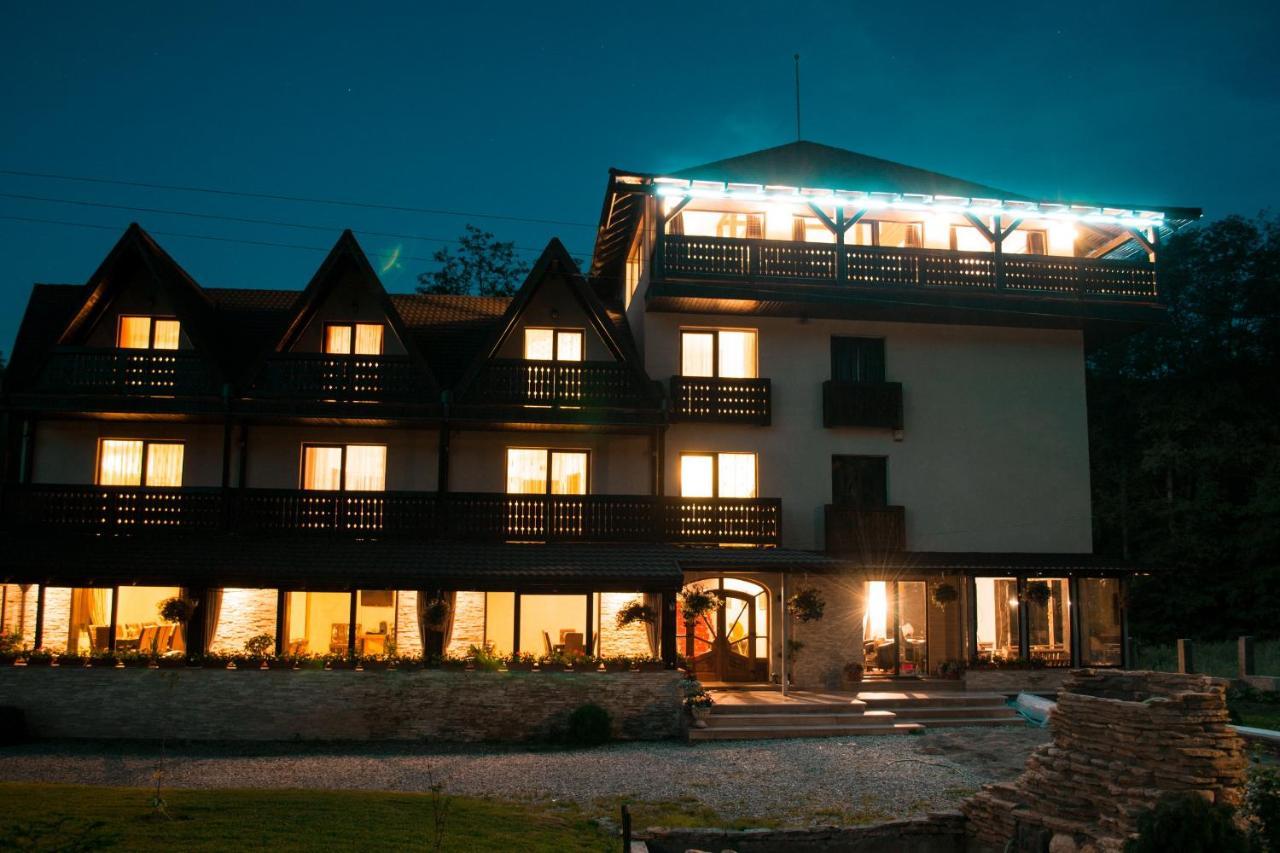 Hanul Simon Pensiune & Restaurant Bran (Brasov) Exterior photo